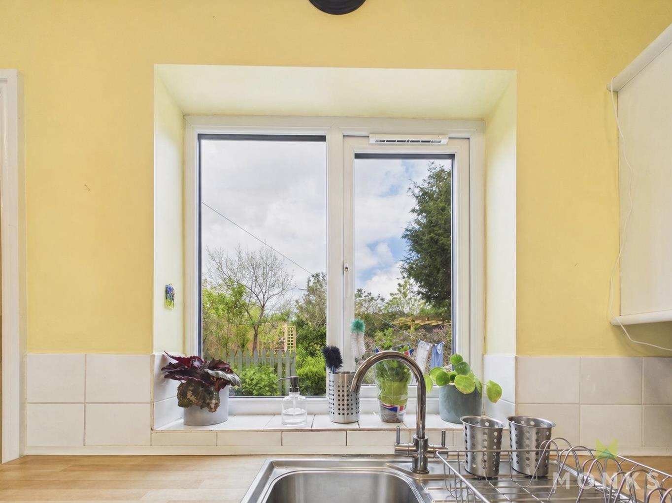 8 Holbache Road, Oswestry, SY11 1RP For Sale